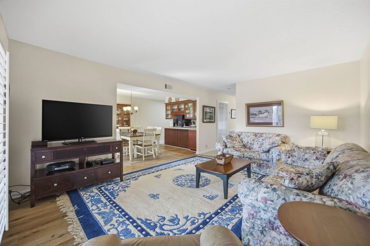 800 Egret Circle Photo 7