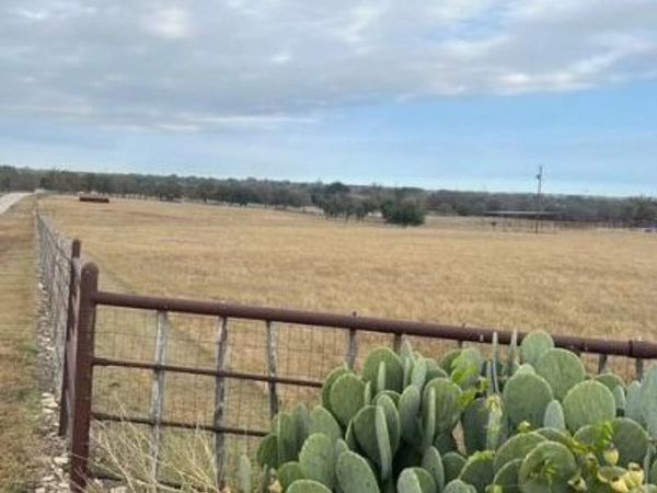 655 County Road 221, Stephenville, TX 76401