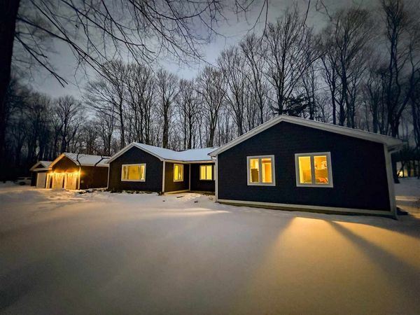 9298 Old Orchard Road, Charlevoix, MI 49720