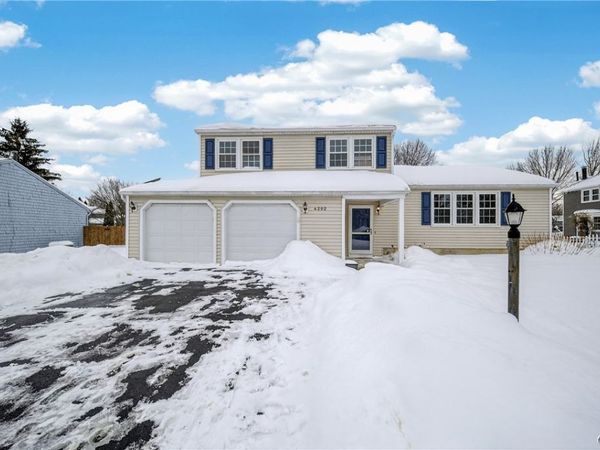 4202 Halfmoon Circle, Liverpool, NY 13090