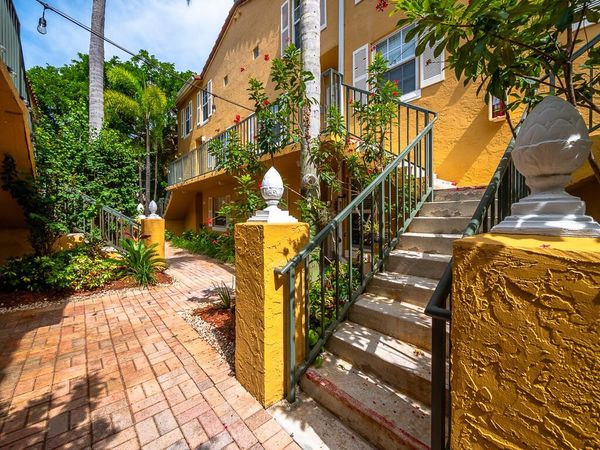 1020 Lake Shore Drive, Unit 202, Lake Park, FL 33403