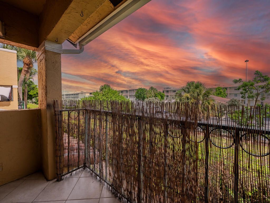 1020 Lake Shore Drive, Unit 202, Lake Park, FL 33403 Photo