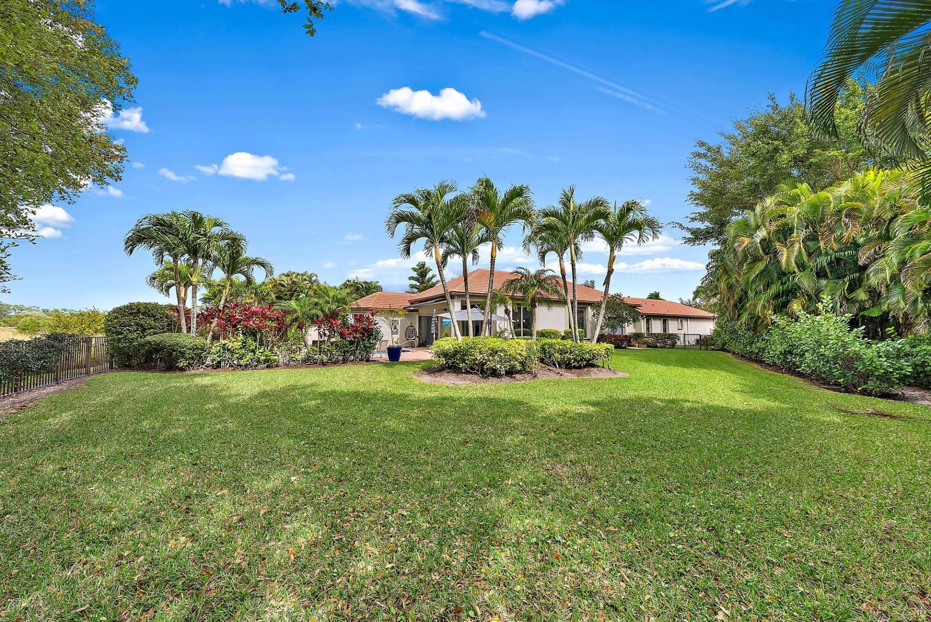 6445 Sparrow Hawk Drive, West Palm Beach, FL 33412 Photo