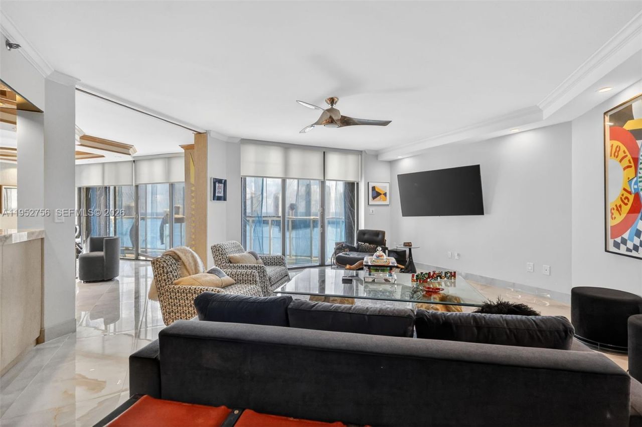 4000 Island Blvd, Unit 2602, Aventura, FL 33160 Photo