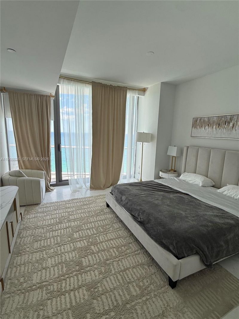 15701 Collins Ave, Unit 1703, Sunny Isles Beach, FL 33160 Photo