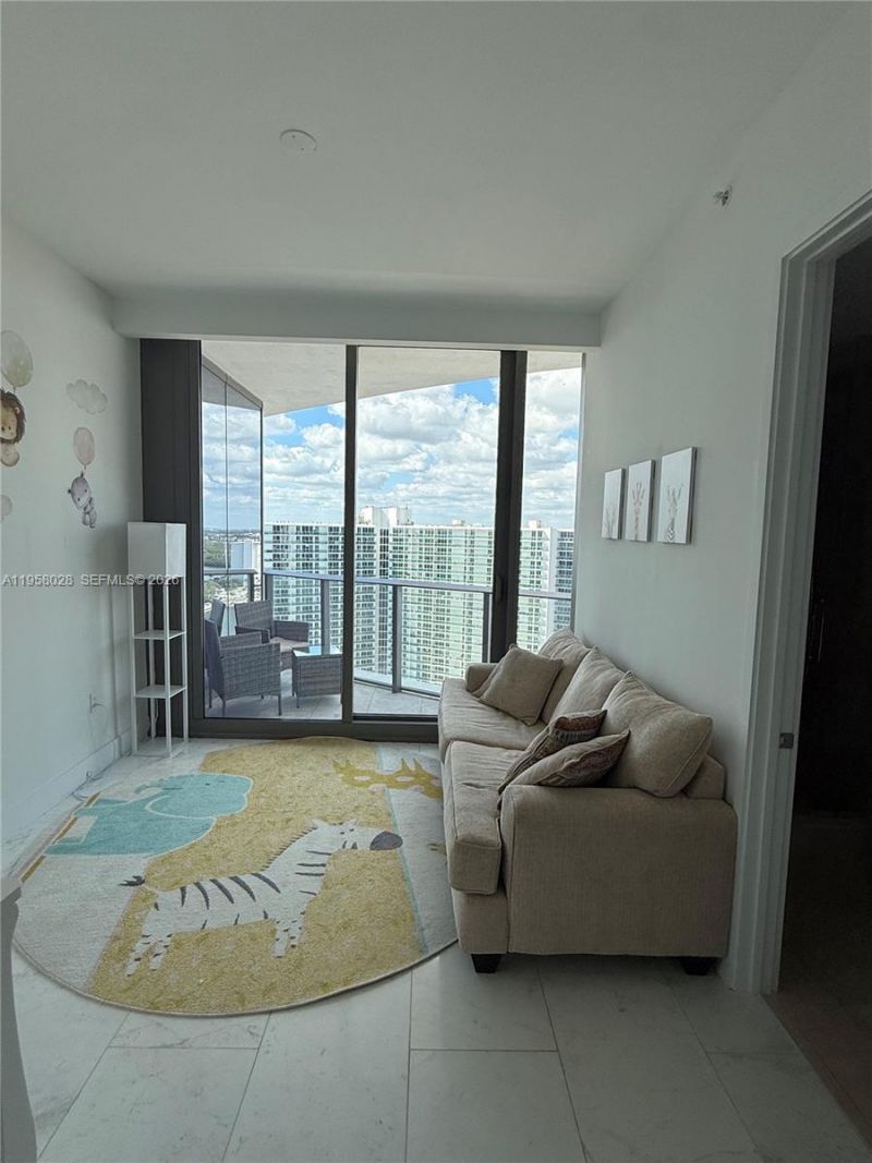 15701 Collins Ave, Unit 1703, Sunny Isles Beach, FL 33160 Photo