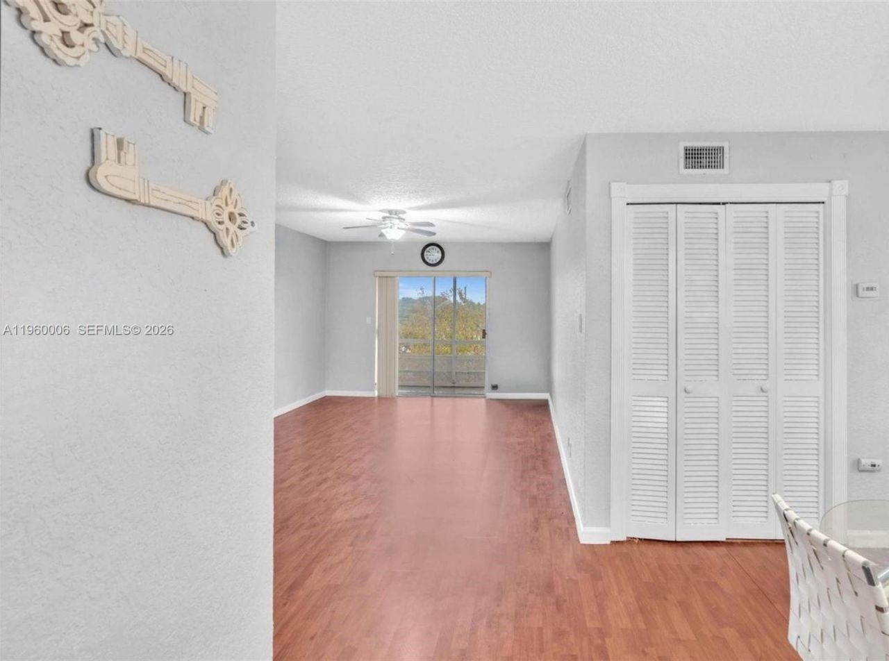 4731 NW 10th Ct, Unit 316, Plantation, FL 33313 Photo