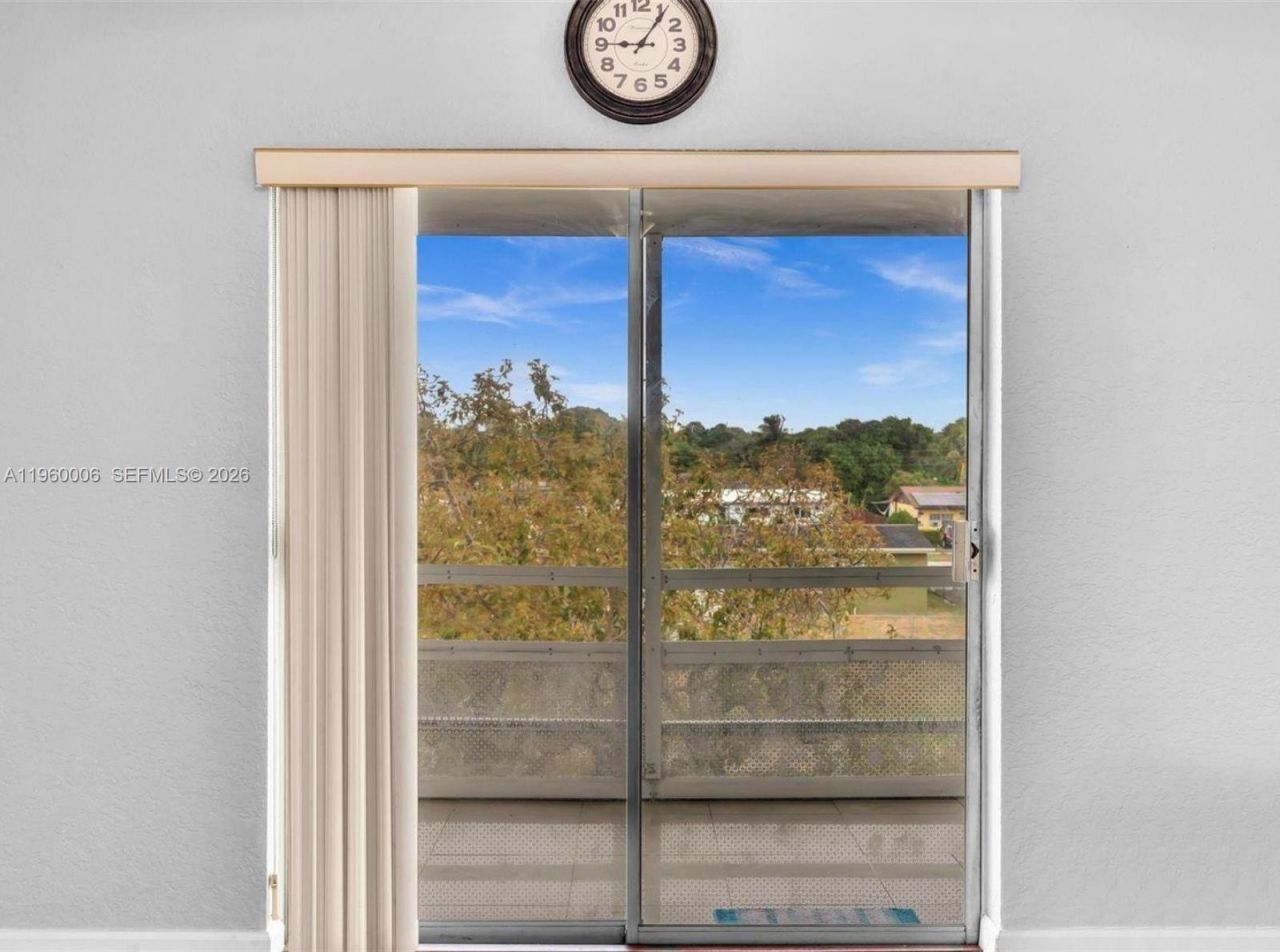 4731 NW 10th Ct, Unit 316, Plantation, FL 33313 Photo