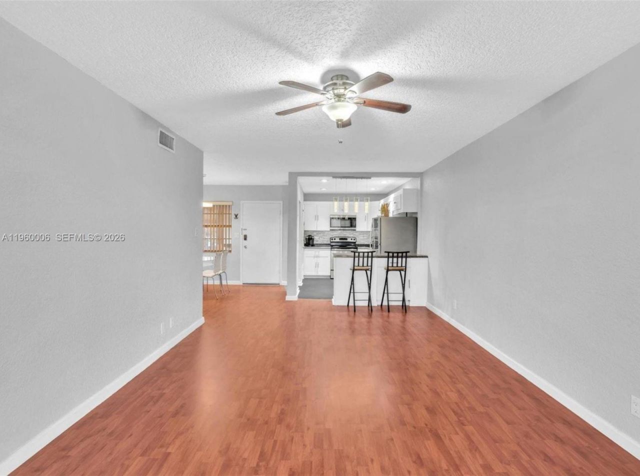 4731 NW 10th Ct, Unit 316, Plantation, FL 33313 Photo