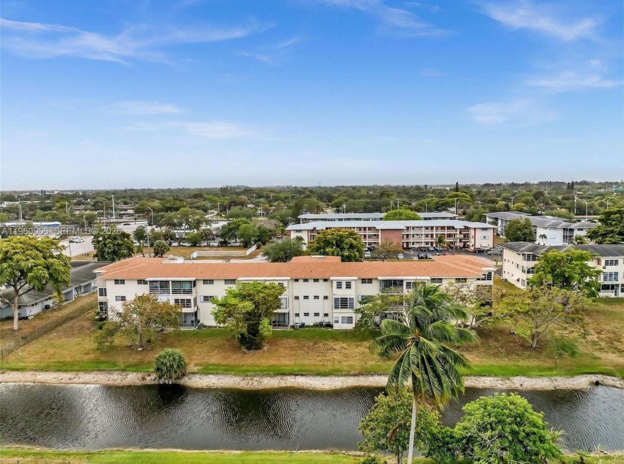 4731 NW 10th Ct, Unit 316, Plantation, FL 33313 Photo