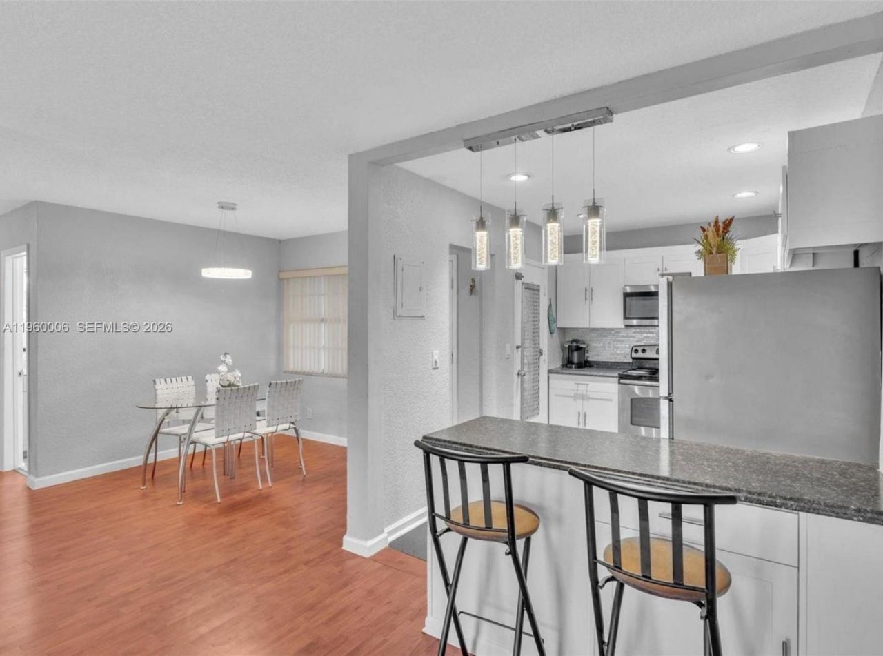 4731 NW 10th Ct, Unit 316, Plantation, FL 33313 Photo