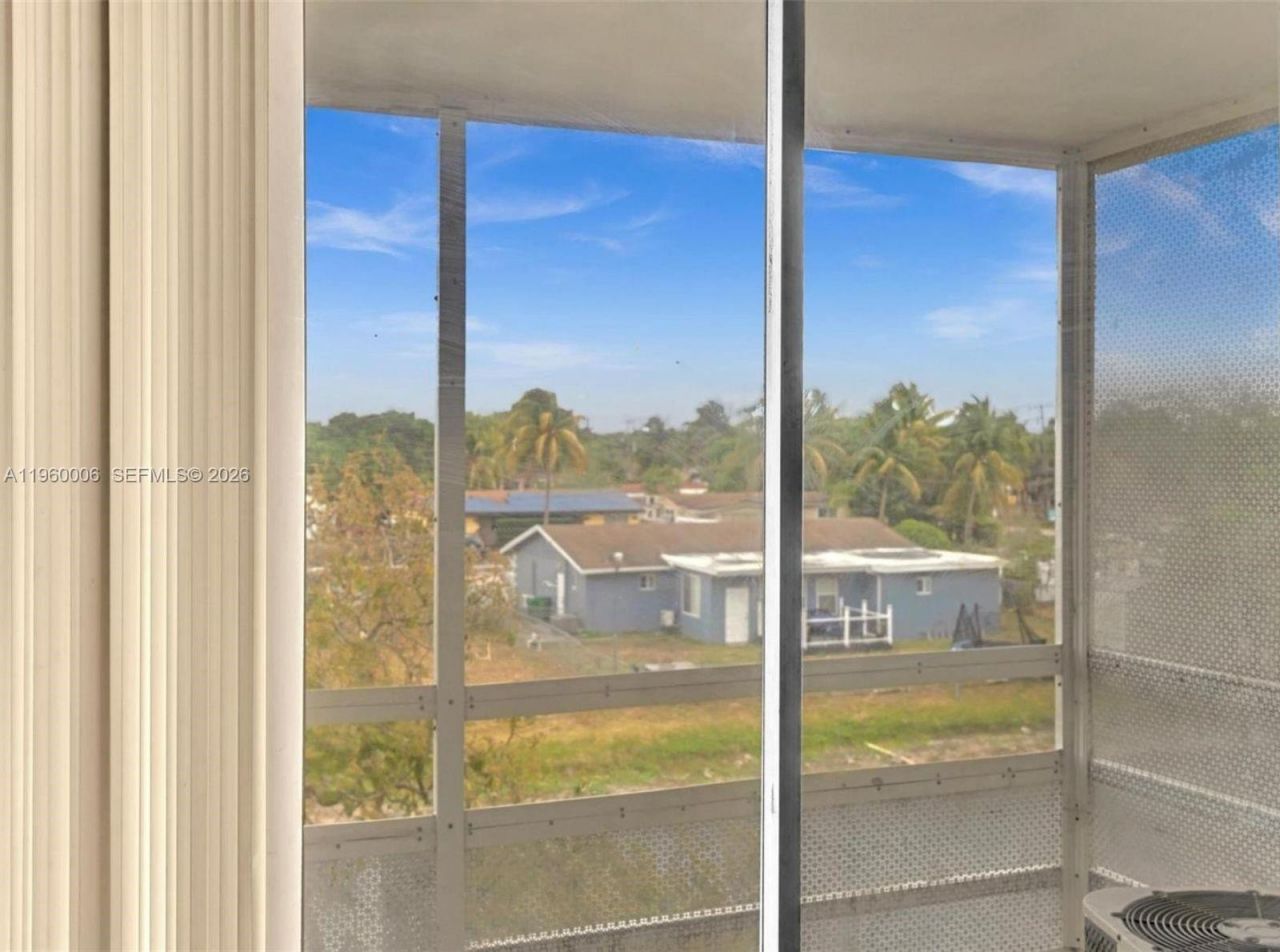 4731 NW 10th Ct, Unit 316, Plantation, FL 33313 Photo