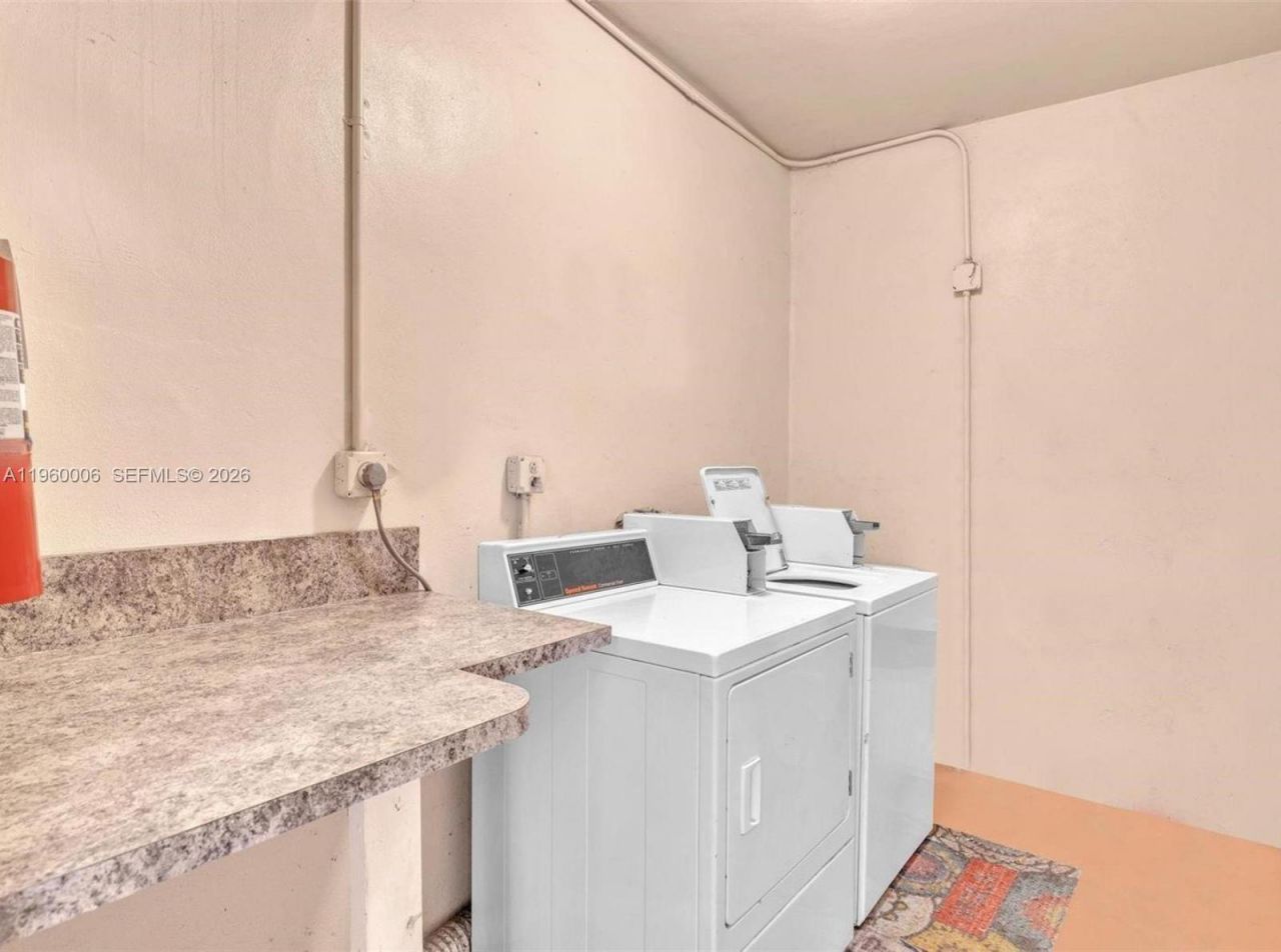 4731 NW 10th Ct, Unit 316, Plantation, FL 33313 Photo