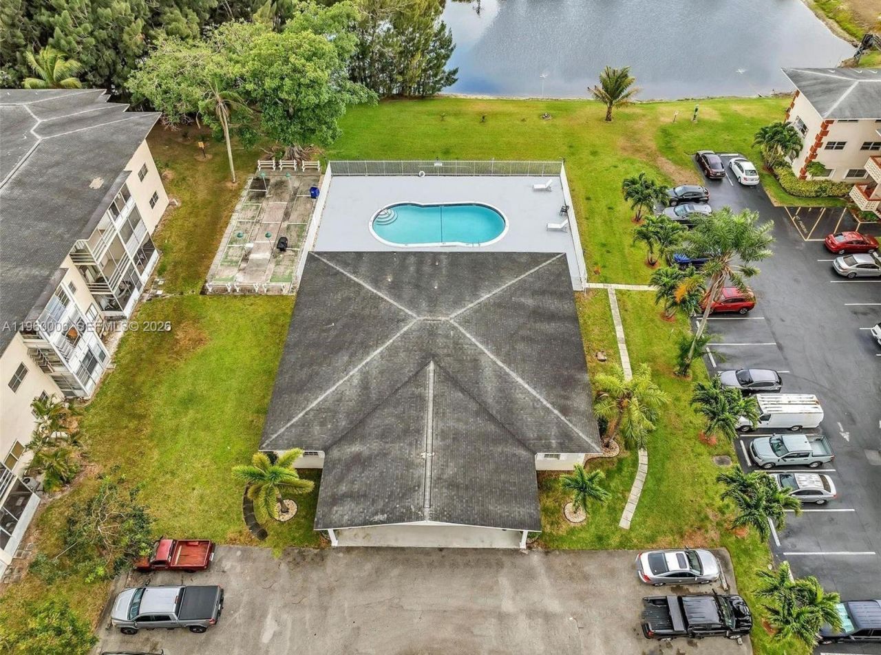 4731 NW 10th Ct, Unit 316, Plantation, FL 33313 Photo