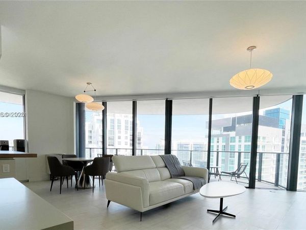 1000 Brickell Plz , Unit 4301, Miami, FL 33131