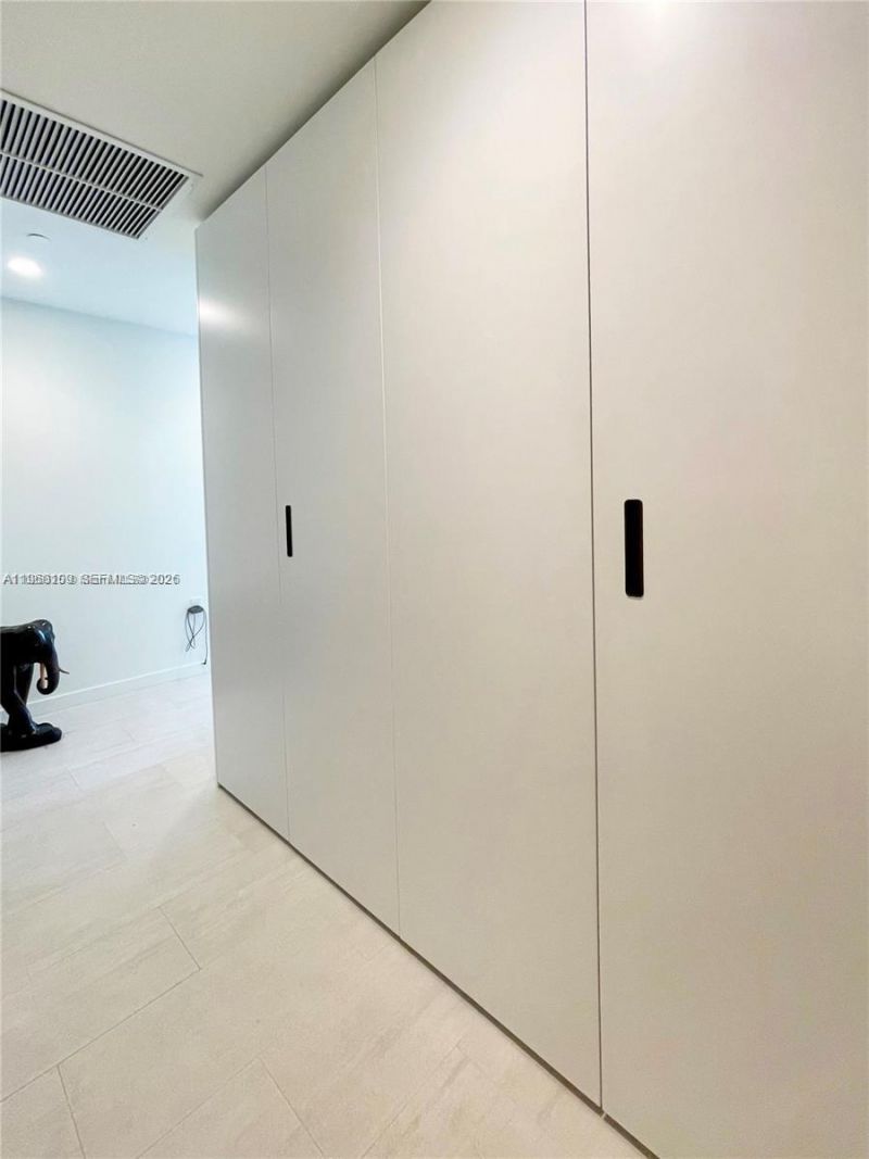 1000 Brickell Plz, Unit 4301, Miami, FL 33131 Photo