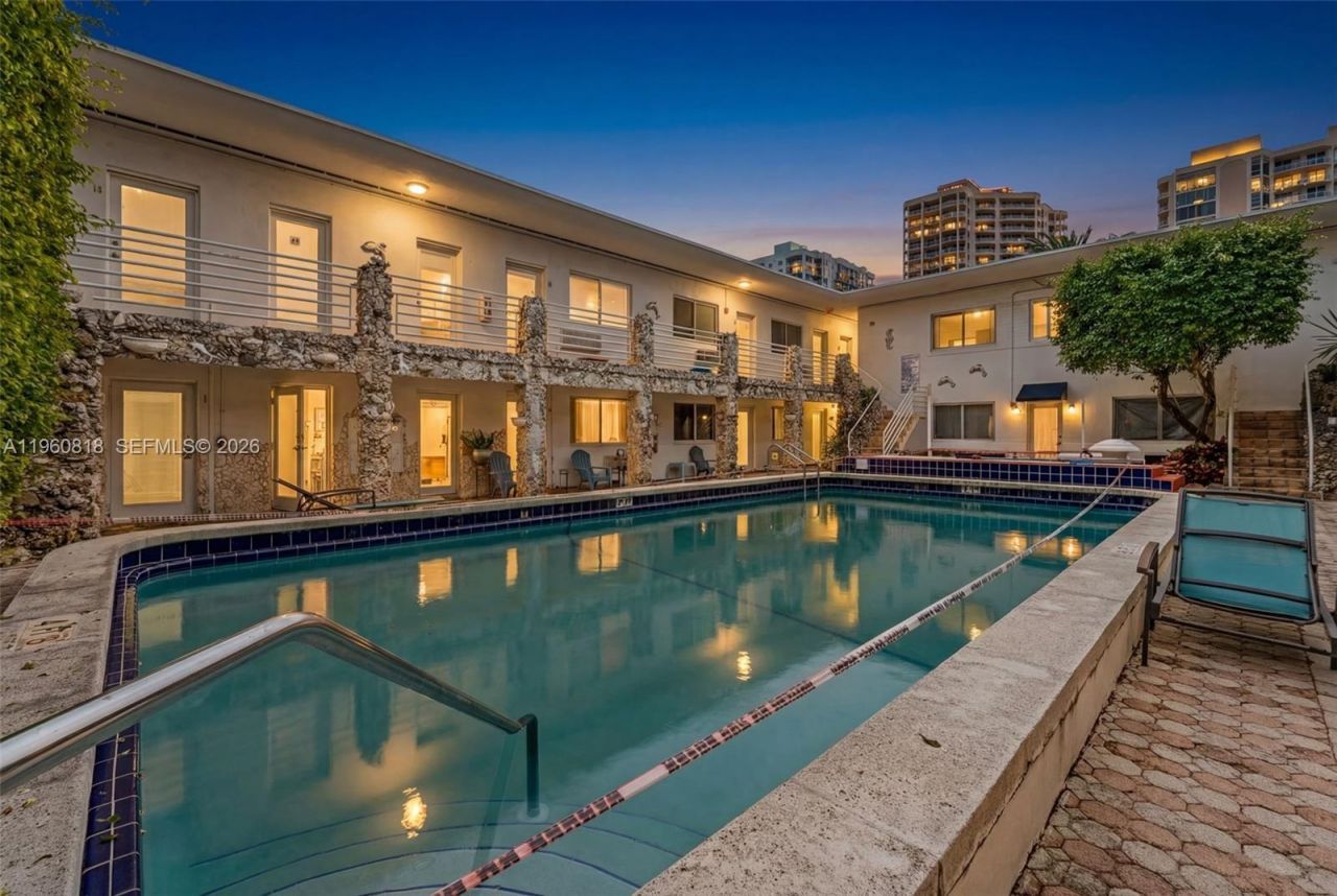 320 85th St, Unit 15, Miami Beach, FL 33141 Photo