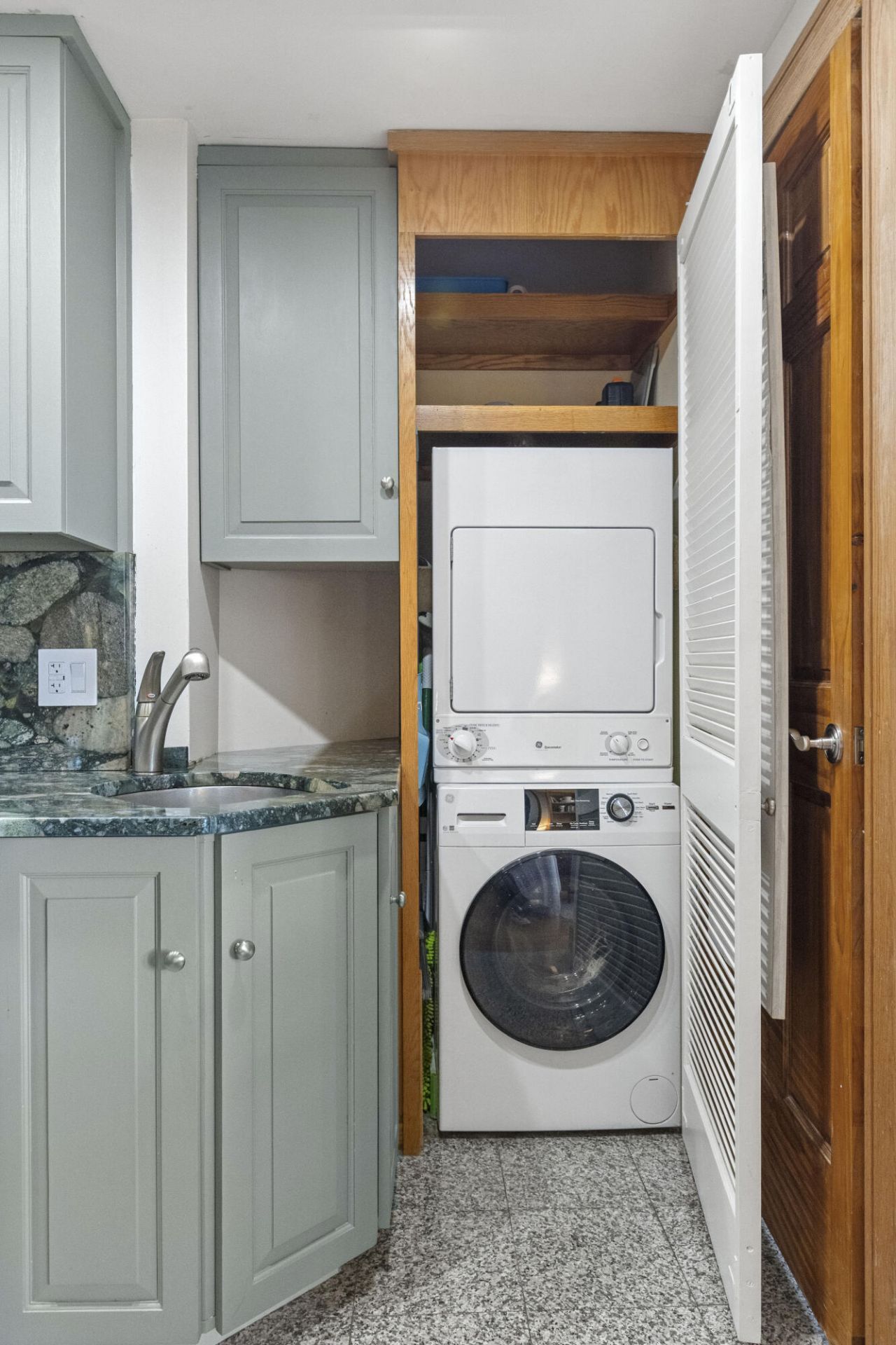 63 Rutledge Avenue Photo 18