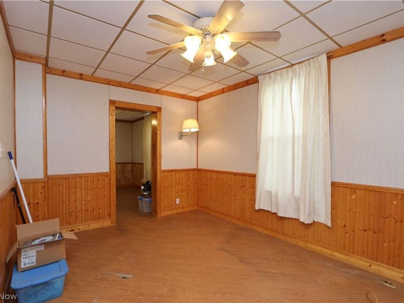 941 Reid Street, Bucyrus, OH 44820 Photo 3