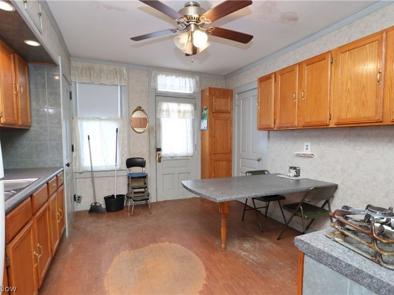 941 Reid Street, Bucyrus, OH 44820 Photo 7