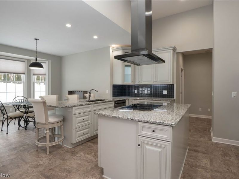 6443 Hills And Dales Road NW, Canton, OH 44708 Photo 11