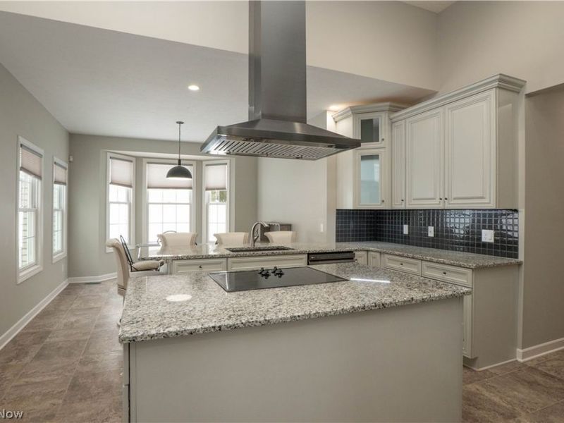 6443 Hills And Dales Road NW, Canton, OH 44708 Photo 14