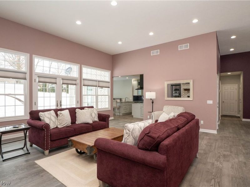 6443 Hills And Dales Road NW, Canton, OH 44708 Photo 9