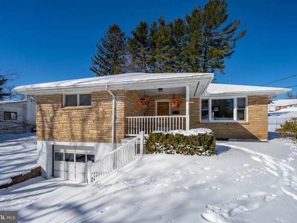 127 S OAKHALL DRIVE, OAKLAND, MD 21550