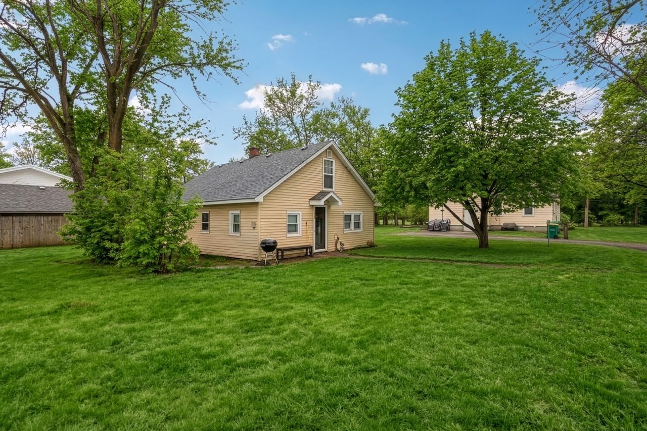 11471 W Leland Avenue, Beach Park, IL 60099