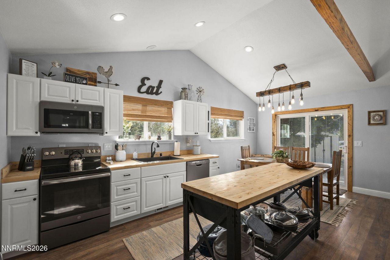 15801 Rocky Vista Road, Reno, NV 89521 Photo