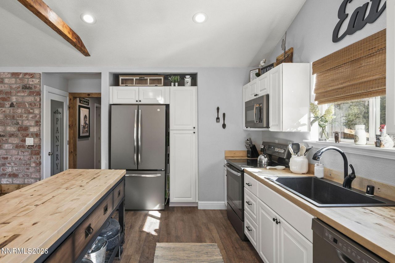 15801 Rocky Vista Road, Reno, NV 89521 Photo