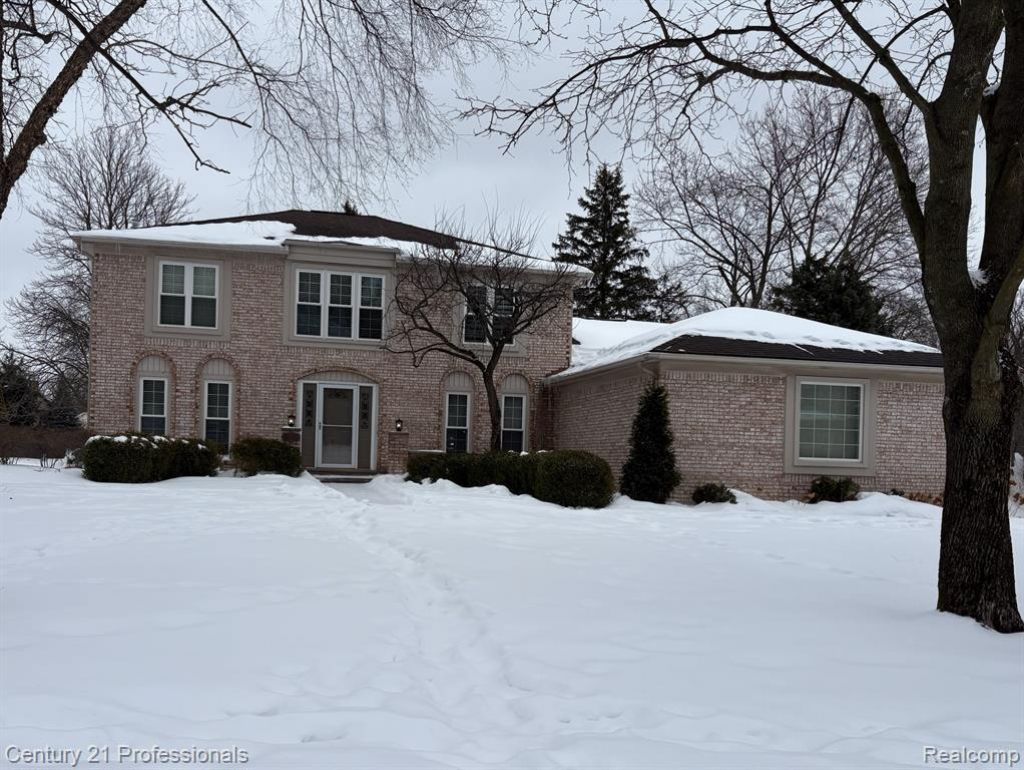 425 Cypress Road, Rochester Hills, MI 48309 Main Photo