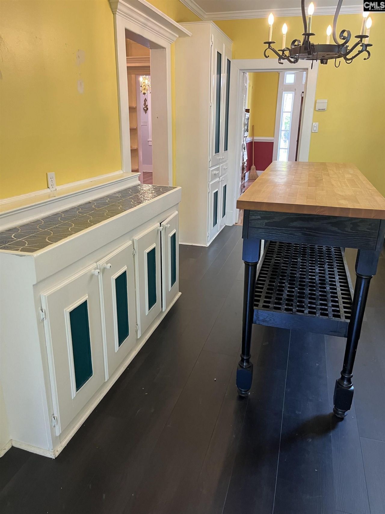 915 Chester Street Photo 16