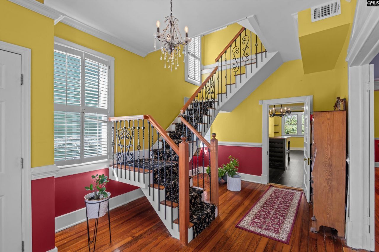 915 Chester Street Photo 22