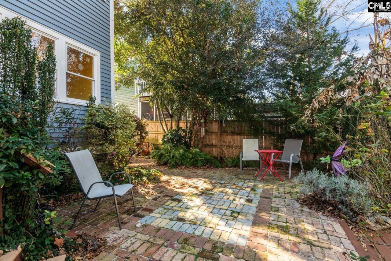 915 Chester Street Photo 38