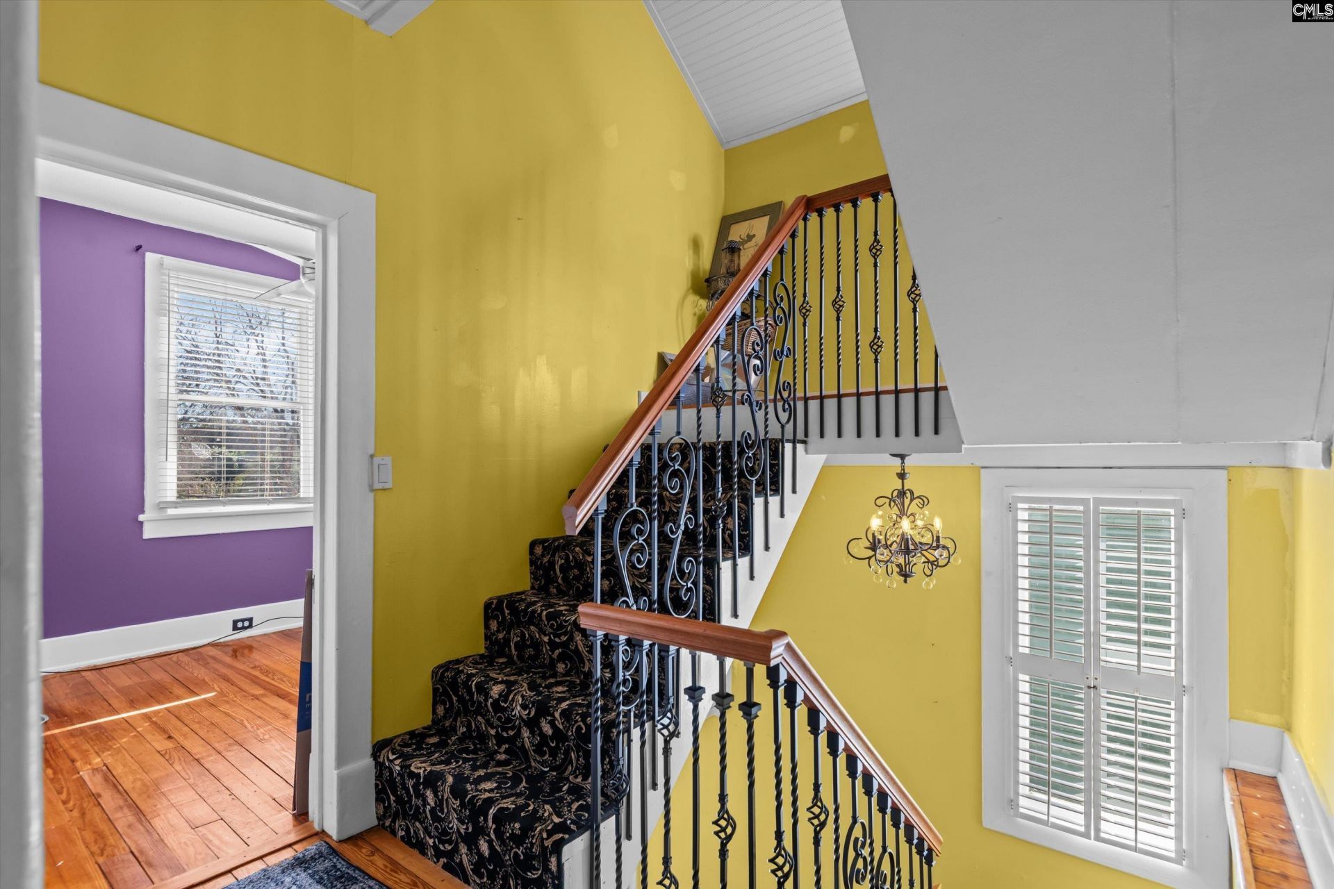 915 Chester Street Photo 39