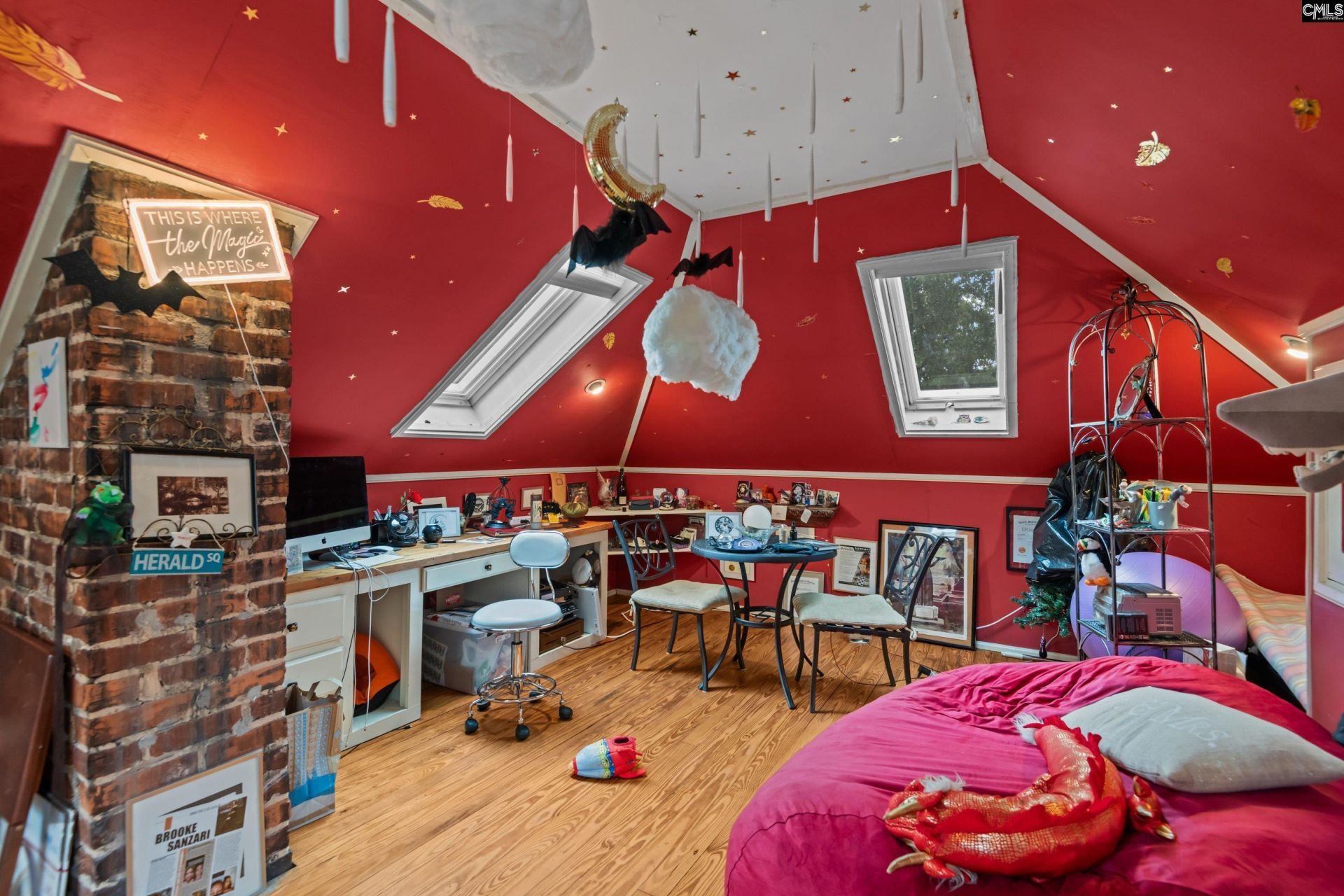 915 Chester Street Photo 40