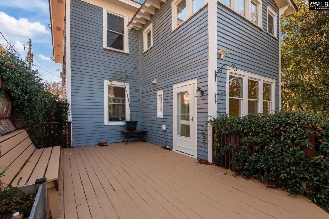 915 Chester Street Photo 42