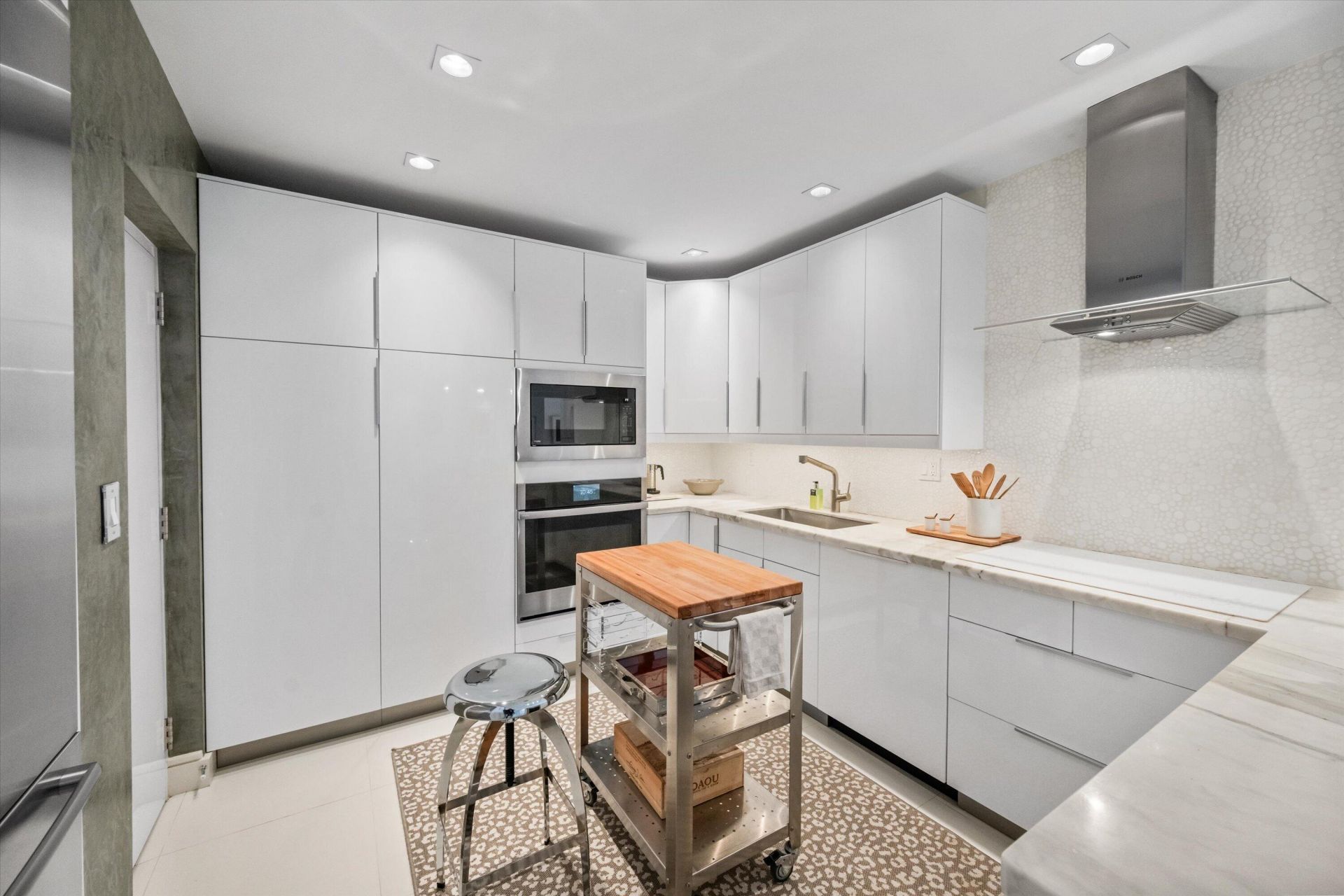 2275 S Ocean Boulevard, Unit 307n & C10, Palm Beach, FL 33480 Photo