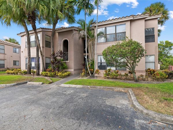 2926 S University Dr, Unit 6205, Davie, FL 33328