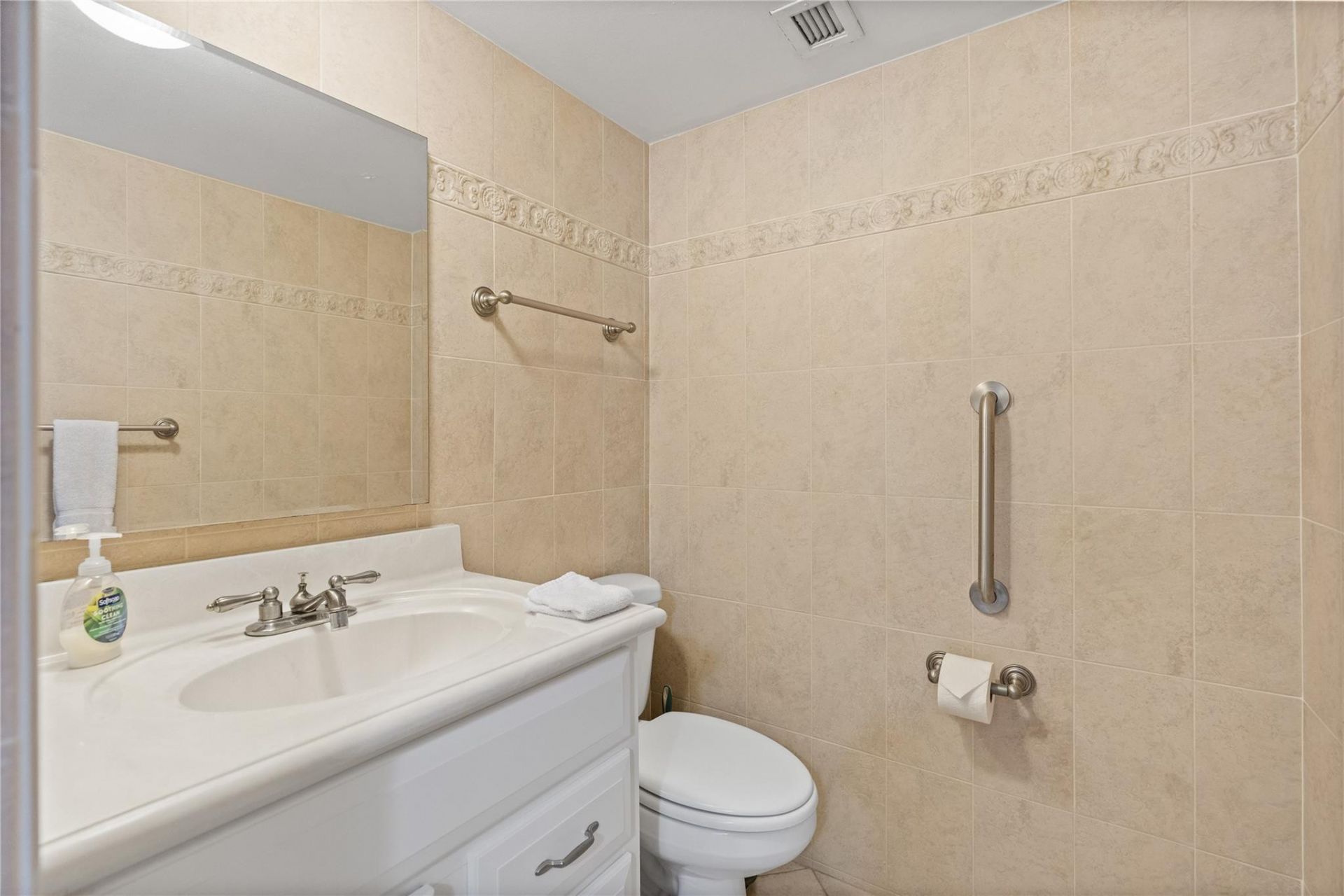 2000 S Ocean Boulevard, Unit 16P, Lauderdale by the Sea, FL 33062 Photo