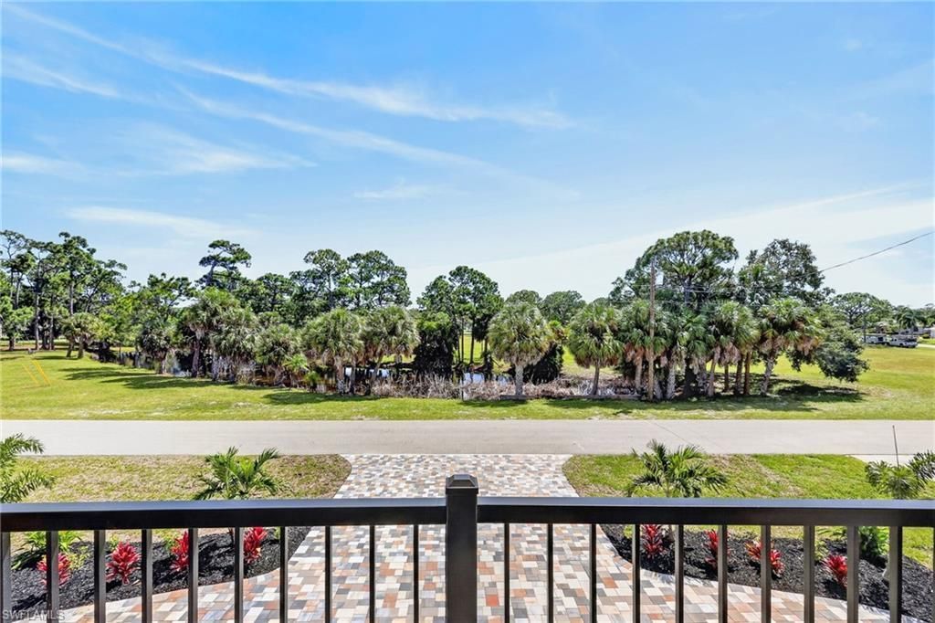 20810 Park Pl, Estero, FL 33928 Photo