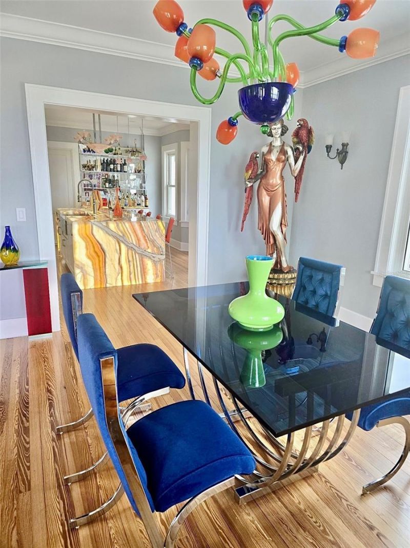 2041 Beach Dr Se, Saint Petersburg, FL 33705 Photo