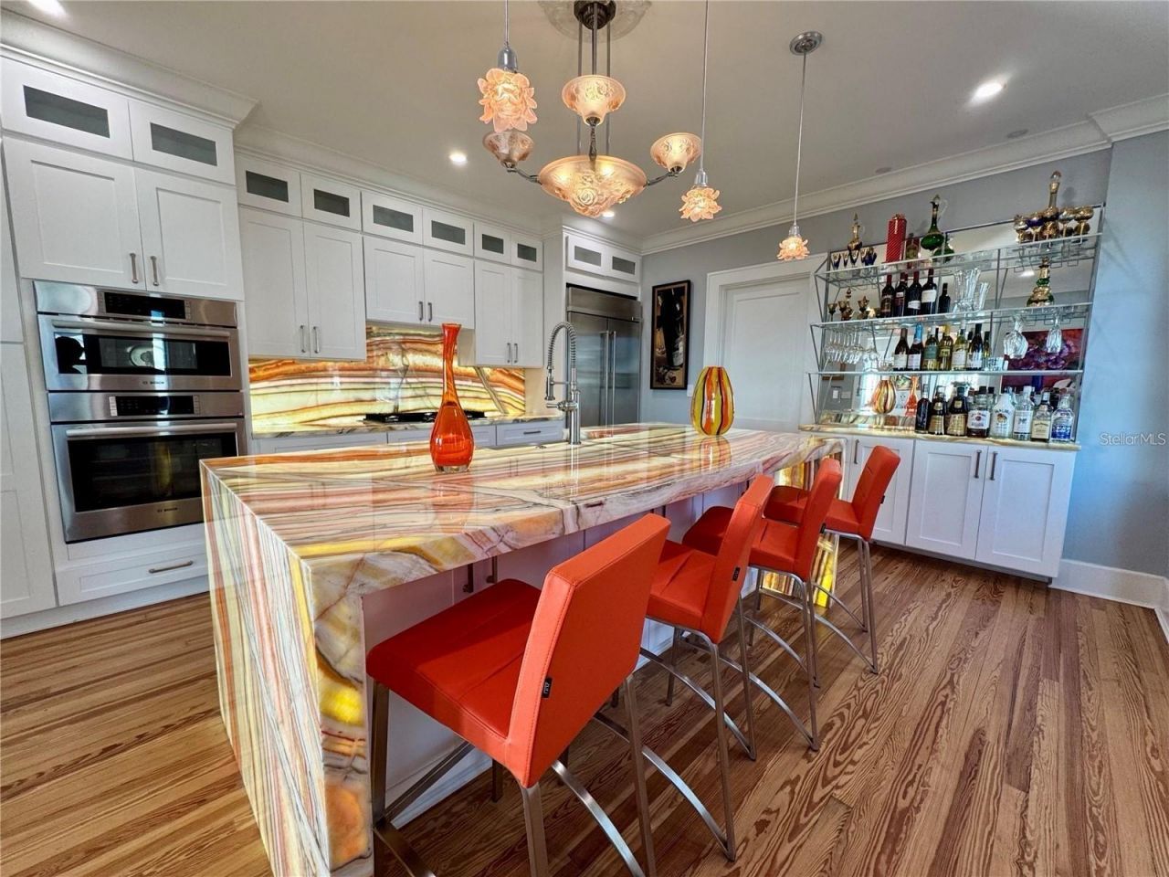 2041 Beach Dr Se, Saint Petersburg, FL 33705 Photo