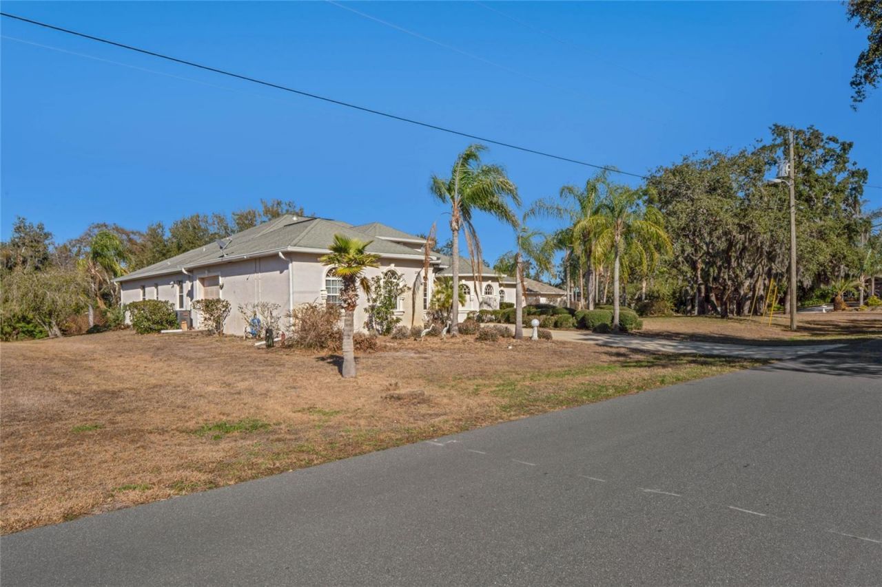 275 Planter Road, Spring Hill, FL 34606 Photo