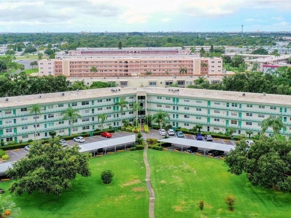 5725 80TH STREET N, Unit 404, ST PETERSBURG, FL 33709