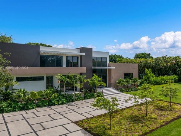 5825 SW 111th Ter, Pinecrest, FL 33156