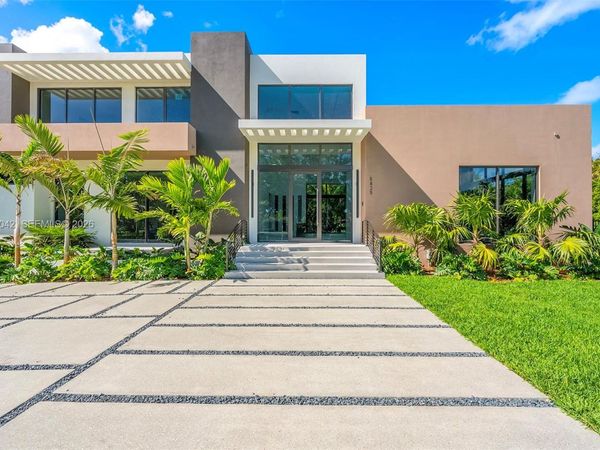 5825 SW 111th Ter, Pinecrest, FL 33156