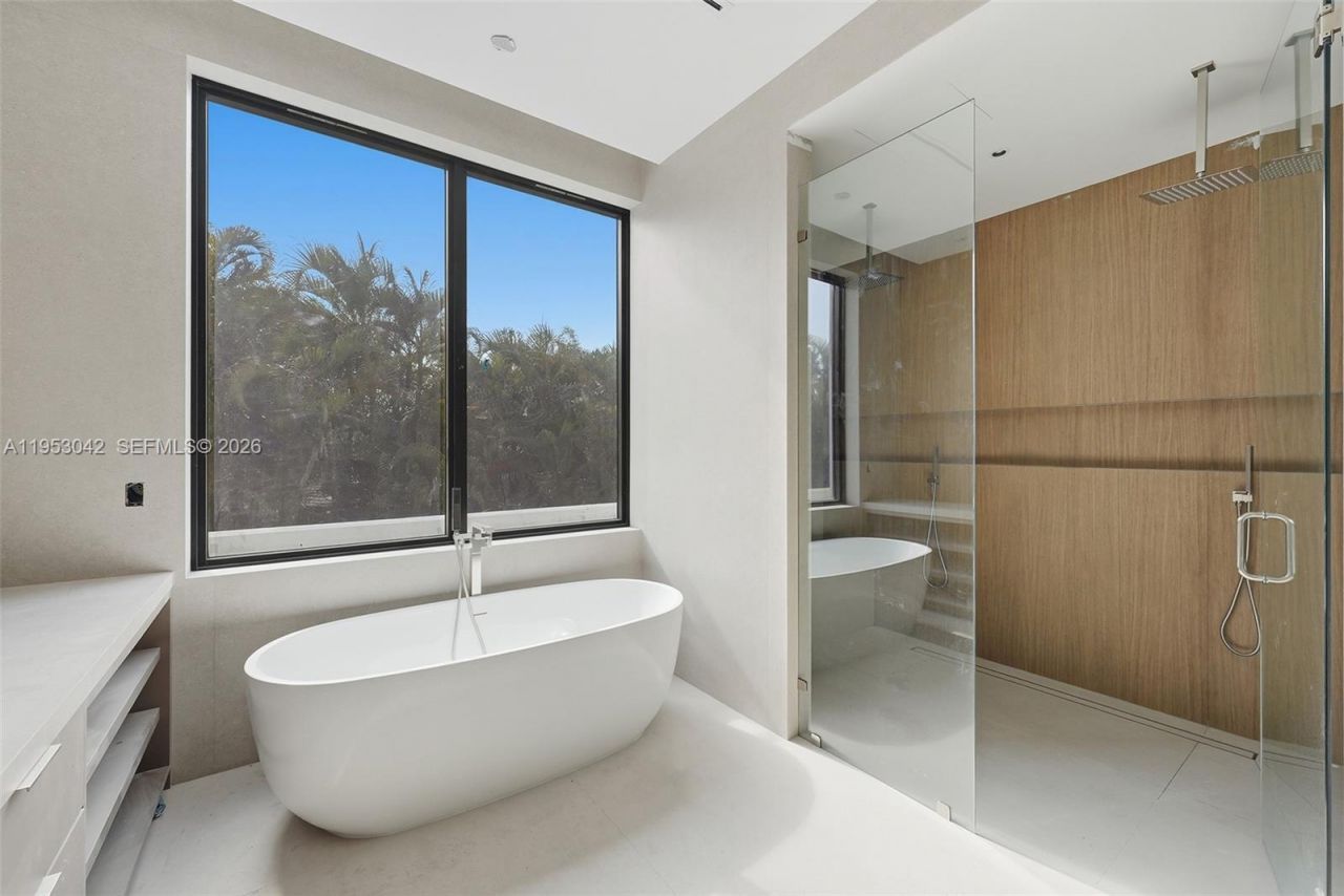 5825 SW 111th Ter, Pinecrest, FL 33156 Photo