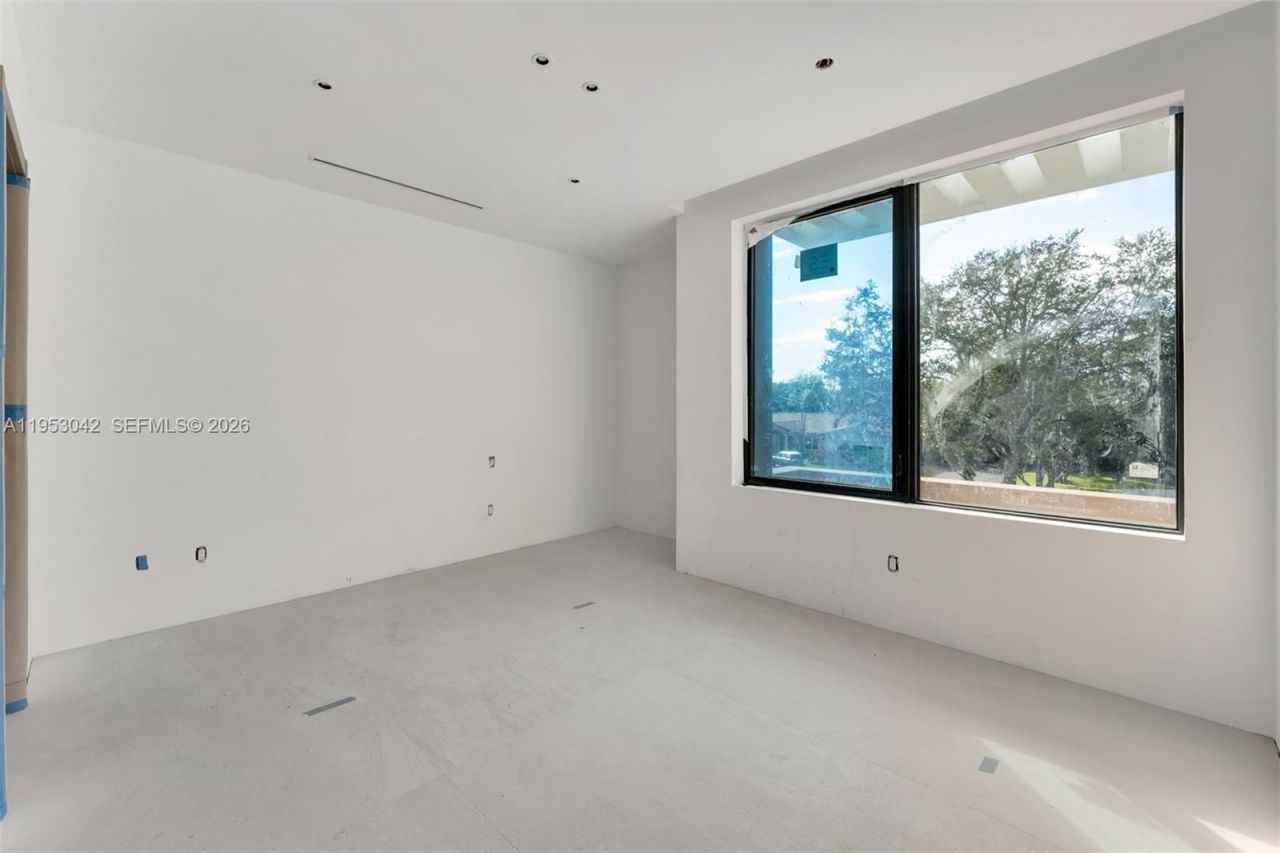 5825 SW 111th Ter , Pinecrest, FL 33156 Photo